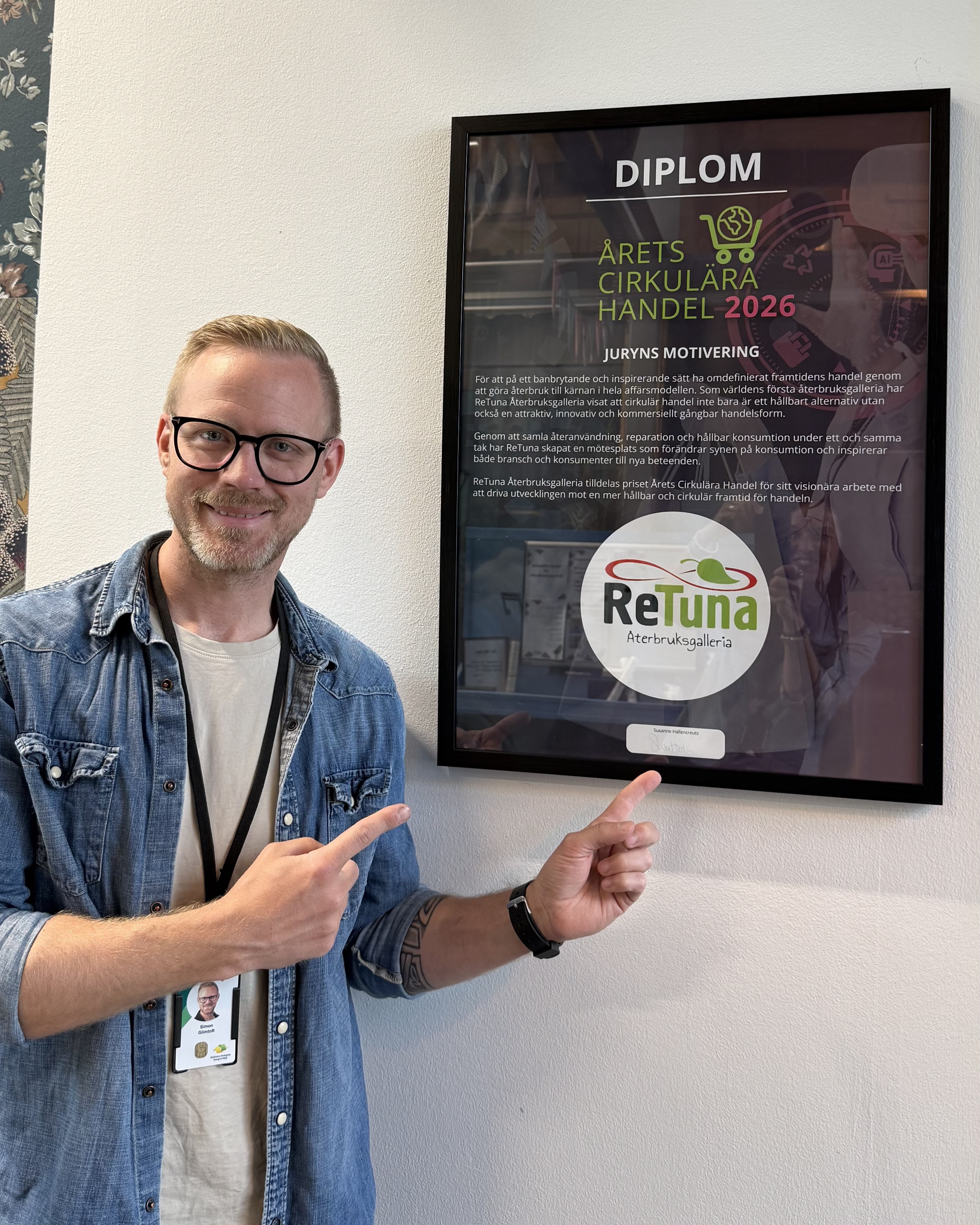 Simon Glimtoft med diplom för Årets Cirkulära Handel 2026