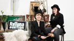Maja och Maria som har startar upp ett digitalt auktionshus med återbrukade varor