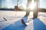 Längdskidor i pudersnö.